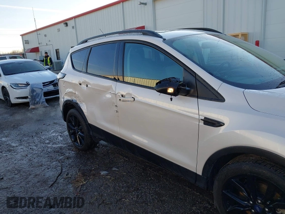 2017 Ford Escape Titanium with VIN 1FMCU9J93HUE96611, listed as a IAAI auction lot 41546906 with 90,586 mi miles. Bid and sale history available at carsss.com. Image 6.