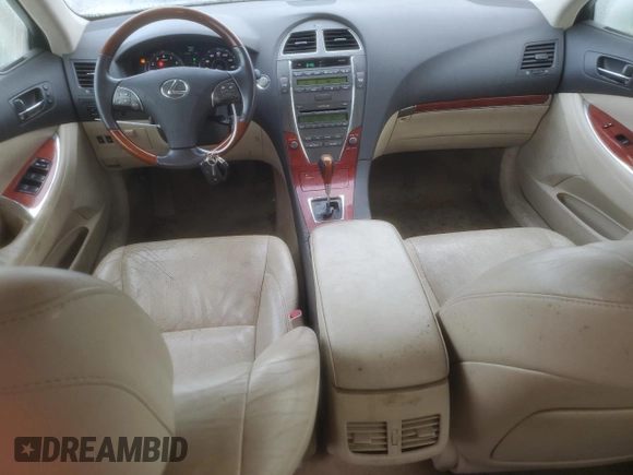 2012 Lexus ES 330 z VIN JTHBK1EG1C2507897, wystawiony jako Copart lot #55628715 z przebiegiem 96 169 mil mil oraz Nie do naprawy • Non repairable. Historia ofert i sprzedaży dostępna na DreamBid. Obrazek 8.