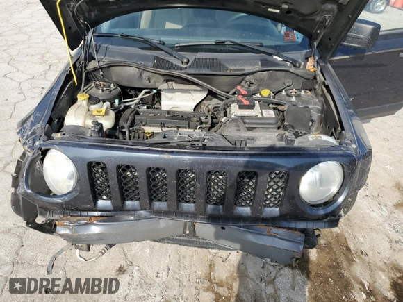 2014 Jeep Patriot Sport with VIN 1C4NJPBA8ED642323, listed as a Copart auction lot 60230985 with 167,240 mi miles and Salvage title. Bid and sale history available at DreamBid. Image 12.