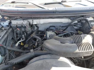 2007 Ford F-150 STX z VIN 1FTRX12W37NA09847, wystawiony jako IAAI lot #42562831 z przebiegiem 170 785 mil mil oraz . Historia ofert i sprzedaży dostępna na DreamBid. Obrazek 10.