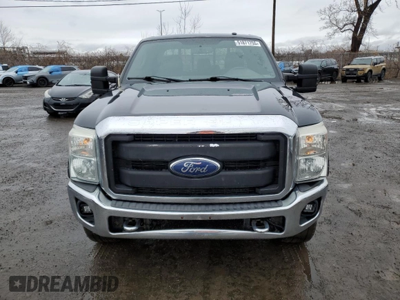 2011 Ford F-250 XL z VIN 1FT7W2BT1BEB63956, wystawiony jako Copart lot #51871755 z przebiegiem 202 638 mil mil oraz Czysty tytuł • Clean title. Historia ofert i sprzedaży dostępna na DreamBid. Obrazek 5.