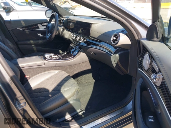 2020 Mercedes-Benz E 350 with VIN WDDZF8DB6LA753035, listed as a IAAI auction lot 42195100 with 18,783 mi miles and . Bid and sale history available at DreamBid. Image 5.