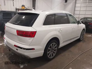 2018 Audi Q7 Prestige with VIN WA1VAAF76JD039452, listed as a IAAI auction lot 42246370 with 135,357 mi miles and . Bid and sale history available at DreamBid. Image 4.