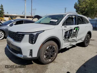 2024 Kia Sorento S с VIN 5XYRLDJC0RG270884, выставлен на аукционе Copart как лот 60683585 с пробегом 25 749 миль миль и Списание • Salvage title. История ставок и продаж доступна на DreamBid. Изображение 1.