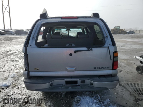2004 Chevrolet Suburban Z71 with VIN 3GNFK16Z74G314849, listed as a Copart auction lot 46052385 with 200,673 mi miles and Salvage Title. Bid and sale history available at carsss.com. Image 6.
