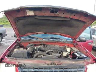 2005 Ford Explorer XLS z VIN 1FMZU62K85UB30746, wystawiony jako IAAI lot #42350564 z przebiegiem 164 685 mil mil oraz . Historia ofert i sprzedaży dostępna na DreamBid. Obrazek 10.