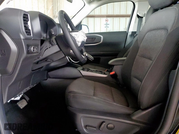 2024 Ford Bronco Sport Big Bend z VIN 3FMCR9B6XRRE28031, wystawiony jako Copart lot #64229915 z przebiegiem 11 379 mil mil oraz Szkoda całkowita • Salvage title. Historia ofert i sprzedaży dostępna na DreamBid. Obrazek 7.