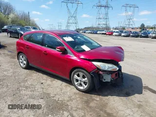 2014 Ford Focus SE z VIN 1FADP3K27EL409606, wystawiony jako IAAI lot #41920826 z przebiegiem 56 260 mil mil oraz . Historia ofert i sprzedaży dostępna na DreamBid. Obrazek 1.