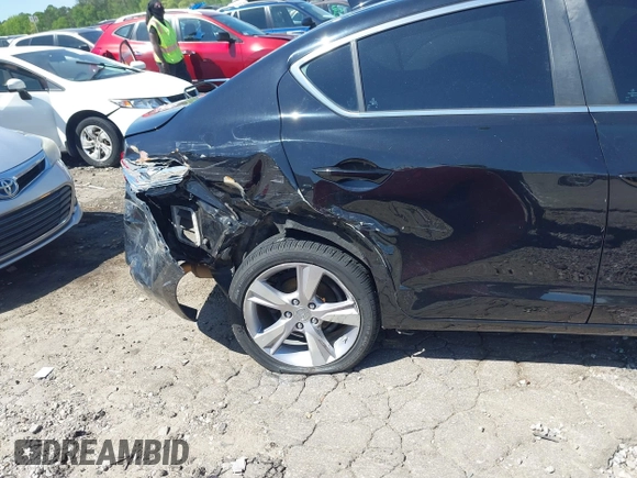 2015 Acura ILX with VIN 19VDE1F32FE000312, listed as a IAAI auction lot 41990080 with 107,251 mi miles. Bid and sale history available at carsss.com. Image 6.