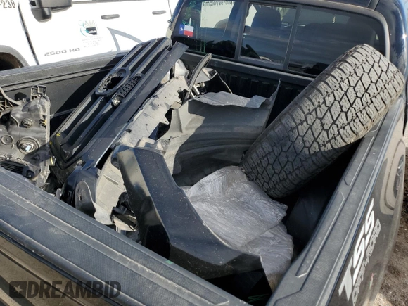 2021 Toyota Tacoma SR z VIN 5TFAX5GN5MX190518, wystawiony jako Copart lot #49783815 z przebiegiem 40 585 mil mil oraz Szkoda całkowita • Salvage title. Historia ofert i sprzedaży dostępna na DreamBid. Obrazek 12.