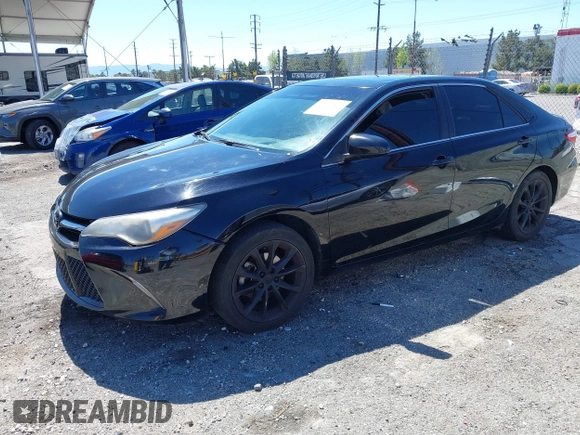 2017 Toyota Camry XLE z VIN 4T1BF1FK6HU370827, wystawiony jako IAAI lot #41870412 z przebiegiem 95 975 mil mil oraz . Historia ofert i sprzedaży dostępna na DreamBid. Obrazek 2.