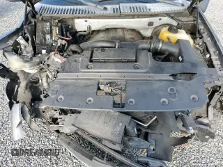 2015 Ford Expedition XLT z VIN 1FMJU1HT1FEF19045, wystawiony jako Copart lot #53146575 z przebiegiem 170 896 mil mil oraz Szkoda całkowita • Salvage title. Historia ofert i sprzedaży dostępna na DreamBid. Obrazek 13.