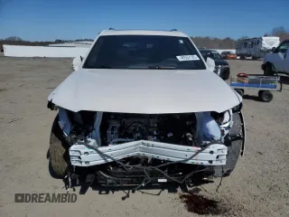 2025 Cadillac XT6 AWD Sport z VIN 1GYKPHRS5SZ101521, wystawiony jako Copart lot #48552185 z przebiegiem 262 mil mil oraz Szkody całkowita. Historia ofert i sprzedaży dostępna na DreamBid. Obrazek 5.