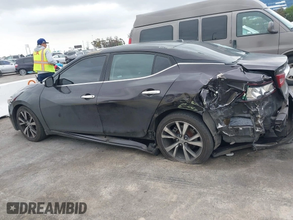 2016 Nissan Maxima SV z VIN 1N4AA6AP9GC388991, wystawiony jako IAAI lot #42110609 z przebiegiem 139 467 mil mil oraz . Historia ofert i sprzedaży dostępna na DreamBid. Obrazek 14.