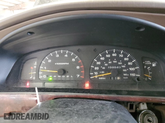 1998 Toyota 4Runner SR5 z VIN JT3GN86R7W0081418, wystawiony jako Copart lot #52148995 z przebiegiem 356 643 mil mil oraz Czysty tytuł • Clean title. Historia ofert i sprzedaży dostępna na DreamBid. Obrazek 9.