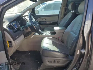 2016 Kia Sedona EX with VIN KNDMC5C17G6116524, listed as a Copart auction lot 82407804 with 163,309 mi miles and Salvage Title. Bid and sale history available at carsss.com. Image 7.