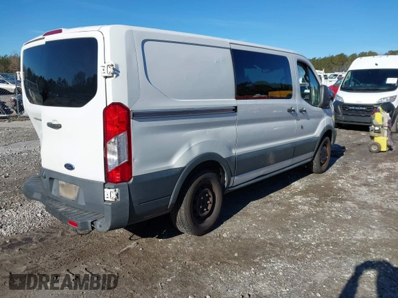 2017 Ford Transit z VIN 1FTYE1YMXHKB21619, wystawiony jako IAAI lot #41330733 z przebiegiem 152 649 mil mil oraz . Historia ofert i sprzedaży dostępna na DreamBid. Obrazek 4.