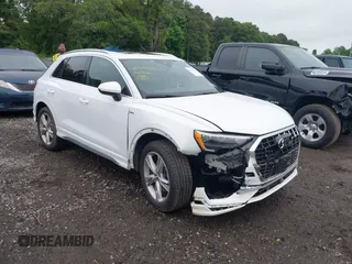 2020 Audi Q3 S line Premium with VIN WA1DECF30L1115390, listed as a IAAI auction lot 42503728 with 18,556 mi miles and . Bid and sale history available at DreamBid. Image 1.
