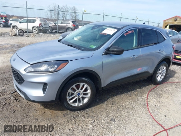2022 Ford Escape SE with VIN 1FMCU9G65NUB67689, listed as a IAAI auction lot 41619815 with 10,996 mi miles and . Bid and sale history available at DreamBid. Image 2.