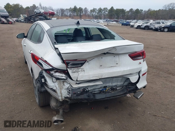 2020 Kia Optima LX with VIN 5XXGT4L3XLG399313, listed as a IAAI auction lot 41656479 with 82,960 mi miles. Bid and sale history available at carsss.com. Image 16.