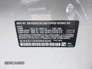 2024 BMW X4 M40i with VIN 5UX43DT00R9W43645, listed as a IAAI auction lot 41578936 with 11,028 mi miles. Bid and sale history available at carsss.com. Image 9.