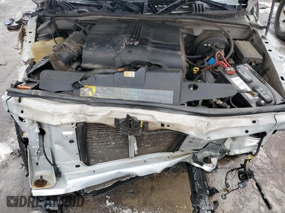 2002 Mercury Mountaineer z VIN 4M2ZU86WX2UJ22053, wystawiony jako Copart lot #43076725 z przebiegiem Nie podano mil oraz Nie do naprawy • Non repairable. Historia ofert i sprzedaży dostępna na DreamBid. Obrazek 12.