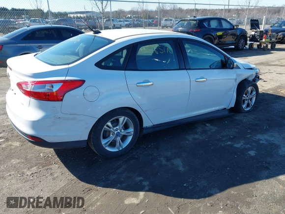 2014 Ford Focus SE with VIN 1FADP3F21EL119923, listed as a IAAI auction lot 41585170 with 126,266 mi miles. Bid and sale history available at carsss.com. Image 4.
