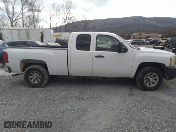 2010 Chevrolet Silverado 1500 with VIN 1GCSKPE31AZ229573, listed as a IAAI auction lot 41203758 with 128,175 mi miles and . Bid and sale history available at DreamBid. Image 14.