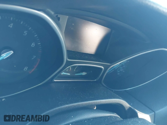 2012 Ford Focus SEL with VIN 1FAHP3M28CL162768, listed as a IAAI auction lot 41682973 with 999,999 mi miles. Bid and sale history available at carsss.com. Image 7.
