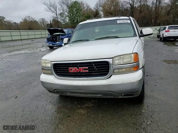 2005 GMC Yukon XL SLE with VIN 3GKEC16Z05G256588, listed as a Copart auction lot 43156255 with 251,553 mi miles and Salvage Title. Bid and sale history available at carsss.com. Image 12.