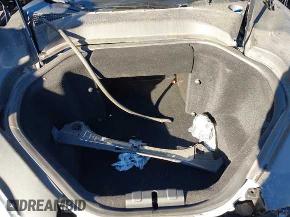 2014 Tesla Model S 60 с VIN 5YJSA1S11EFP32325, выставлен на аукционе IAAI как лот 40823219 с пробегом 47 911 миль миль и . История ставок и продаж доступна на DreamBid. Изображение 10.