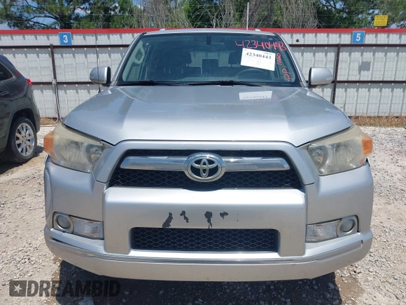 2013 Toyota 4Runner SR5 with VIN JTEZU5JR4D5050331, listed as a IAAI auction lot 42340443 with 220,799 mi miles and . Bid and sale history available at DreamBid. Image 12.