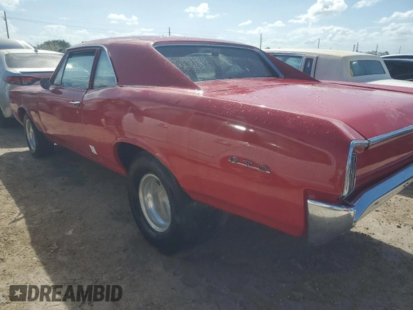 1966 Pontiac GTO z VIN 235076P63413, wystawiony jako Copart lot #76599754 z przebiegiem 43 mil mil oraz Nie do naprawy • Non repairable. Historia ofert i sprzedaży dostępna na DreamBid. Obrazek 2.