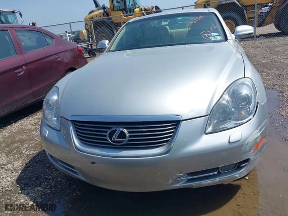 2008 Lexus SC 430 with VIN JTHFN45YX89017962, listed as a IAAI auction lot 41927985 with NaN miles. Bid and sale history available at carsss.com. Image 12.