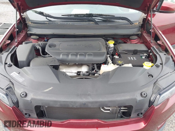 2019 Jeep Cherokee Latitude Plus с VIN 1C4PJMLB6KD384765, выставлен на аукционе IAAI как лот 42350600 с пробегом 32 483 миль миль и . История ставок и продаж доступна на DreamBid. Изображение 10.