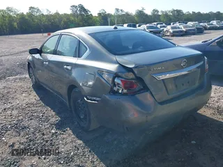 2015 Nissan Altima SV with VIN 1N4AL3AP6FC246055, listed as a IAAI auction lot 42058771 with 319,386 mi miles and . Bid and sale history available at carsss.com. Image 3.