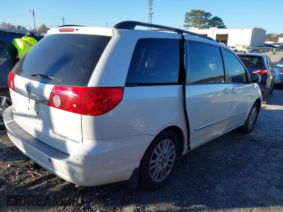 2009 Toyota Sienna XLE with VIN 5TDZK22C69S241205, listed as a IAAI auction lot 40980902 with 250,335 mi miles and . Bid and sale history available at DreamBid. Image 4.