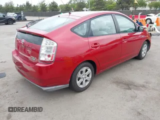 2007 Toyota Prius z VIN JTDKB20U673288178, wystawiony jako IAAI lot #42362578 z przebiegiem 104 388 mil mil oraz . Historia ofert i sprzedaży dostępna na DreamBid. Obrazek 4.