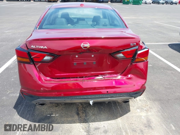2022 Nissan Altima SR with VIN 1N4BL4CV1NN349635, listed as a IAAI auction lot 42181235 with 42,140 mi miles and . Bid and sale history available at carsss.com. Image 6.
