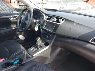2019 Nissan Sentra SV with VIN 3N1AB7AP7KY255646, listed as a IAAI auction lot 39419789 with 118,216 mi miles and . Bid and sale history available at DreamBid. Image 5.