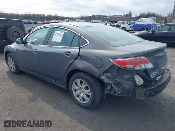 2011 Mazda Mazda6 i Sport with VIN 1YVHZ8BH3B5M07854, listed as a IAAI auction lot 41780621 with 175,036 mi miles. Bid and sale history available at carsss.com. Image 3.