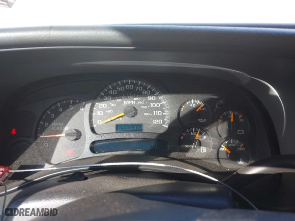 2005 Chevrolet Tahoe LT with VIN 1GNEC13T15R218984, listed as a IAAI auction lot 41017590 with 248,781 mi miles. Bid and sale history available at carsss.com. Image 7.
