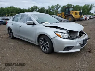 2017 Nissan Altima SL с VIN 1N4AL3APXHC184582, выставлен на аукционе Copart как лот 62829035 с пробегом 137 082 миль миль и Списание • Salvage title. История ставок и продаж доступна на DreamBid. Изображение 4.