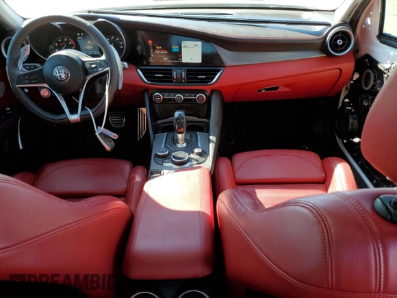 2019 Alfa Romeo Giulia Ti Sport with VIN ZARFAMBN2K7604513, listed as a Copart auction lot 72937274 with 59,867 mi miles and Clean Title. Bid and sale history available at carsss.com. Image 8.