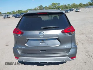 2017 Nissan Rogue SV with VIN KNMAT2MT7HP559334, listed as a IAAI auction lot 41913965 with 92,543 mi miles. Bid and sale history available at carsss.com. Image 16.