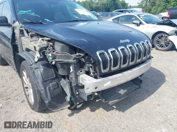 2016 Jeep Cherokee Latitude с VIN 1C4PJLCB4GW287540, выставлен на аукционе IAAI как лот 42517646 с пробегом 154 501 миль миль и . История ставок и продаж доступна на DreamBid. Изображение 6.