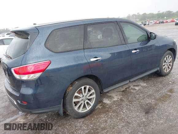 2014 Nissan Pathfinder S z VIN 5N1AR2MN6EC688714, wystawiony jako IAAI lot #42397270 z przebiegiem 223 383 mil mil oraz . Historia ofert i sprzedaży dostępna na DreamBid. Obrazek 4.