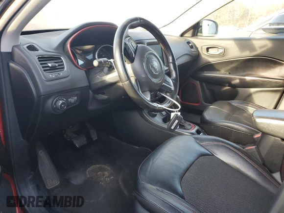 2020 Jeep Compass Trailhawk with VIN 3C4NJDDB5LT122219, listed as a Copart auction lot 47773725 with 165,376 mi miles and Salvage Title. Bid and sale history available at carsss.com. Image 7.