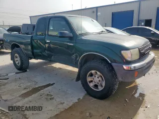 2000 Toyota Tacoma PreRunner with VIN 4TASM92N7YZ598102, listed as a Copart auction lot 57183275 with 437,896 mi miles and Clean title. Bid and sale history available at DreamBid. Image 4.