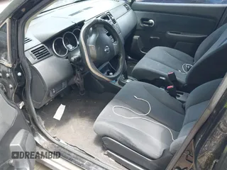 2011 Nissan Versa 1.6 с VIN 3N1CC1AP8BL392420, выставлен на аукционе IAAI как лот 42816084 с пробегом 222 601 миль миль и . История ставок и продаж доступна на DreamBid. Изображение 5.